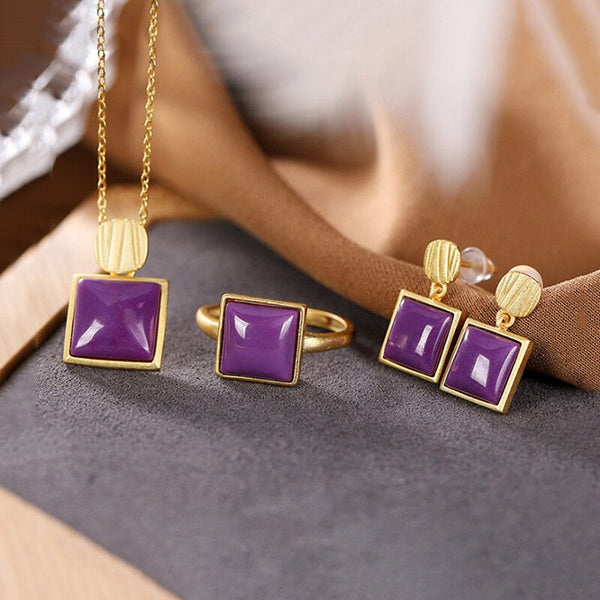 Pendientes y anillo exquisitos con forma de gota de porcelana esmaltada con incrustaciones de oro y pegamento púrpura cuadrado