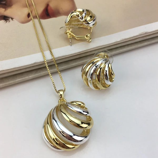Colgante único con pendientes para mujer, joyería de uso diario.