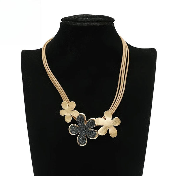 Colgante vintage con flores bonitas, joyería gótica para mujer