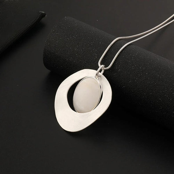 Collar de cadena larga con colgante geométrico de color plata vintage para mujer