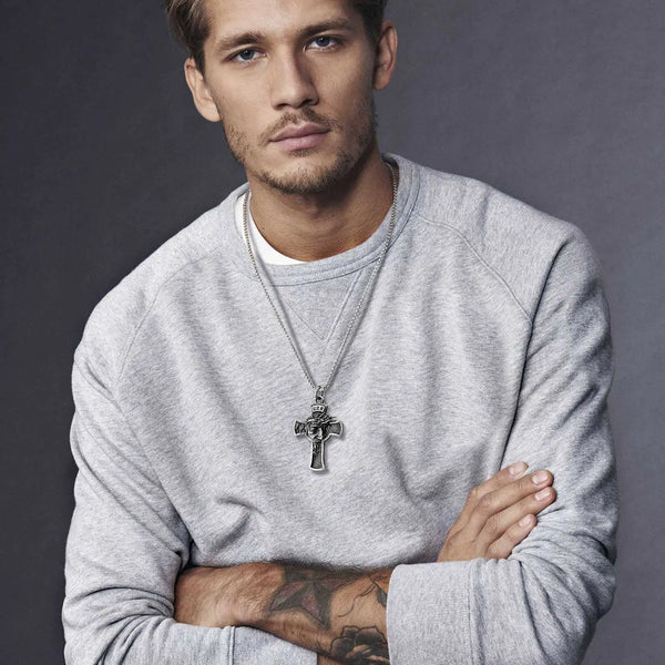Collares vintage con cruz de Jesús para hombres y niños