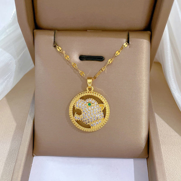 Collar de lujo con cabeza de leopardo anillada y chapado en oro para mujer