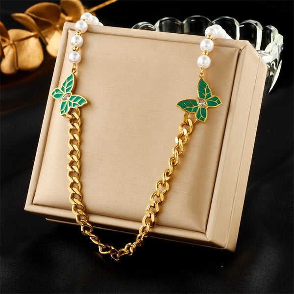Collar de perlas de mariposa verde de acero inoxidable 316L para mujer