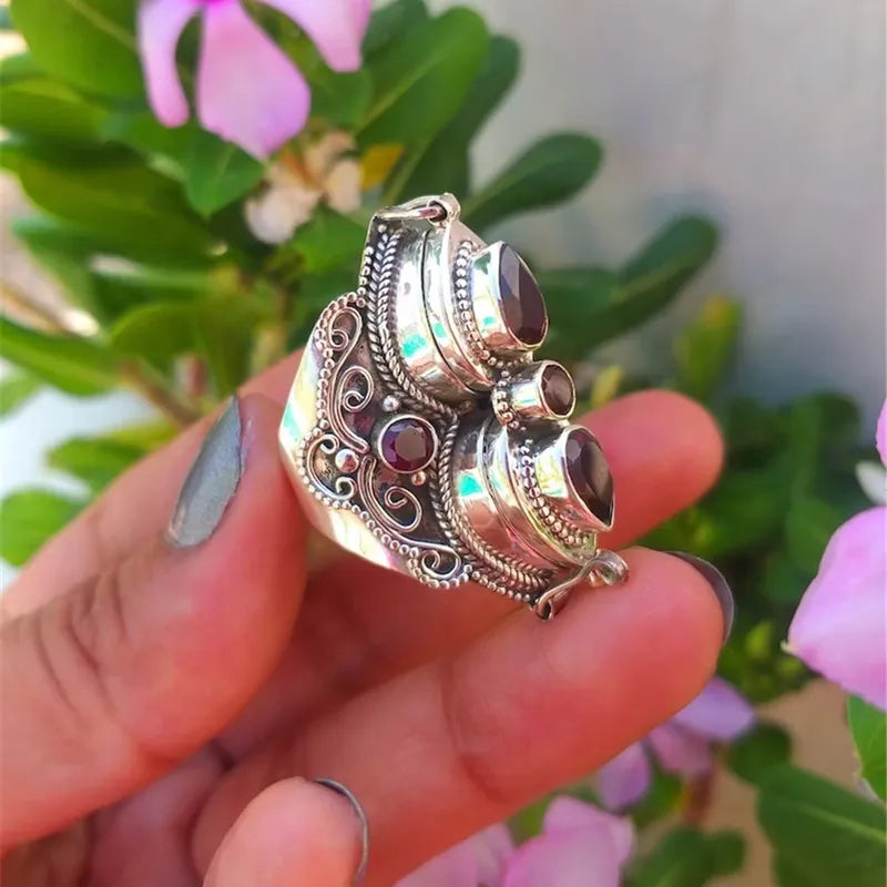 Vintage Women's Ring Bohemian Exaggerated Ring