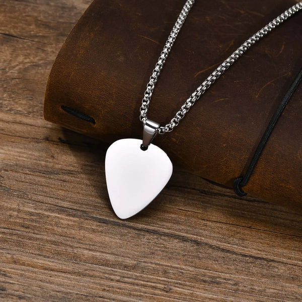 Nuevo y moderno collar con púa de guitarra para hombres y niños