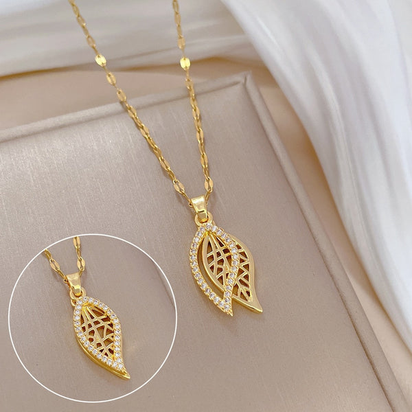 Collar con colgante de hojas de acero inoxidable 316L color dorado para mujer