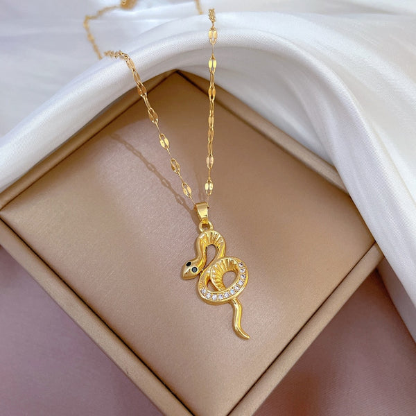 Collar con colgante de serpiente de acero inoxidable 316L color dorado para mujer