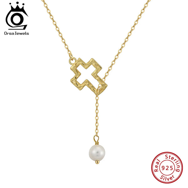 Collar sencillo con colgante de perla barroca en forma de cruz de plata de ley 925
