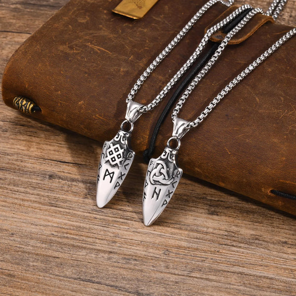 Collar de lanza triangular para hombre, colgante vikingo nórdico de acero inoxidable resistente al agua