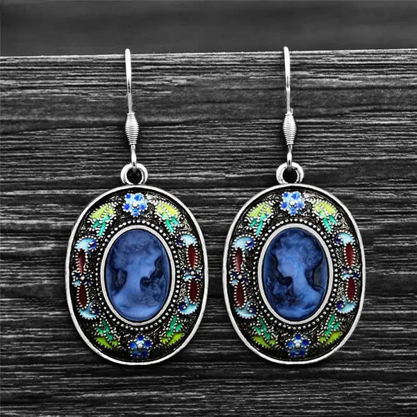 Vintage Look Painting Pendant Lady Queen Cameo Earrings For Women