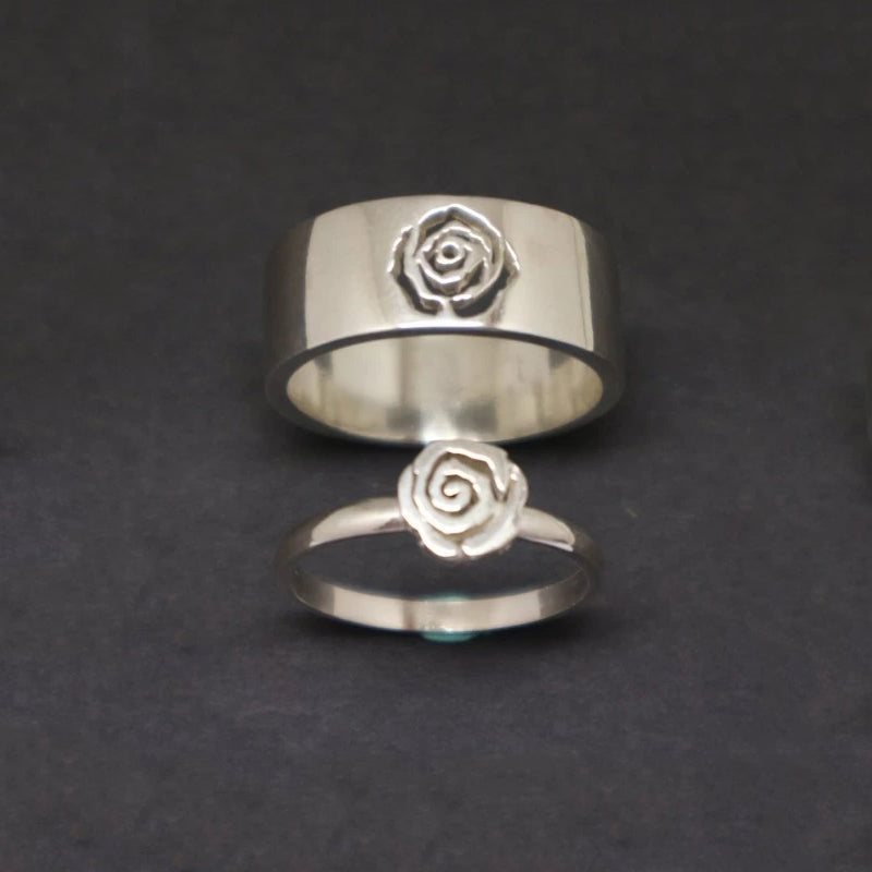 Om Pyramid King and Queen Crown Matching Rings
