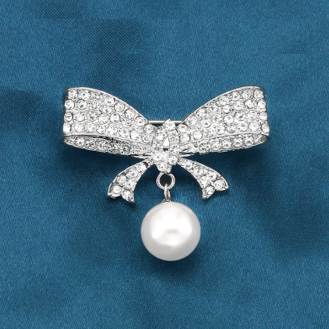 2PCS Brooch Women Clothes Fixed Pin Anti-Glare  Pearl Corsage