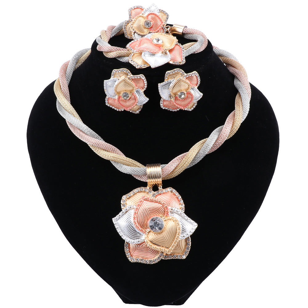 Fashion Elegant Flower Pendant Necklace Jewelry Sets