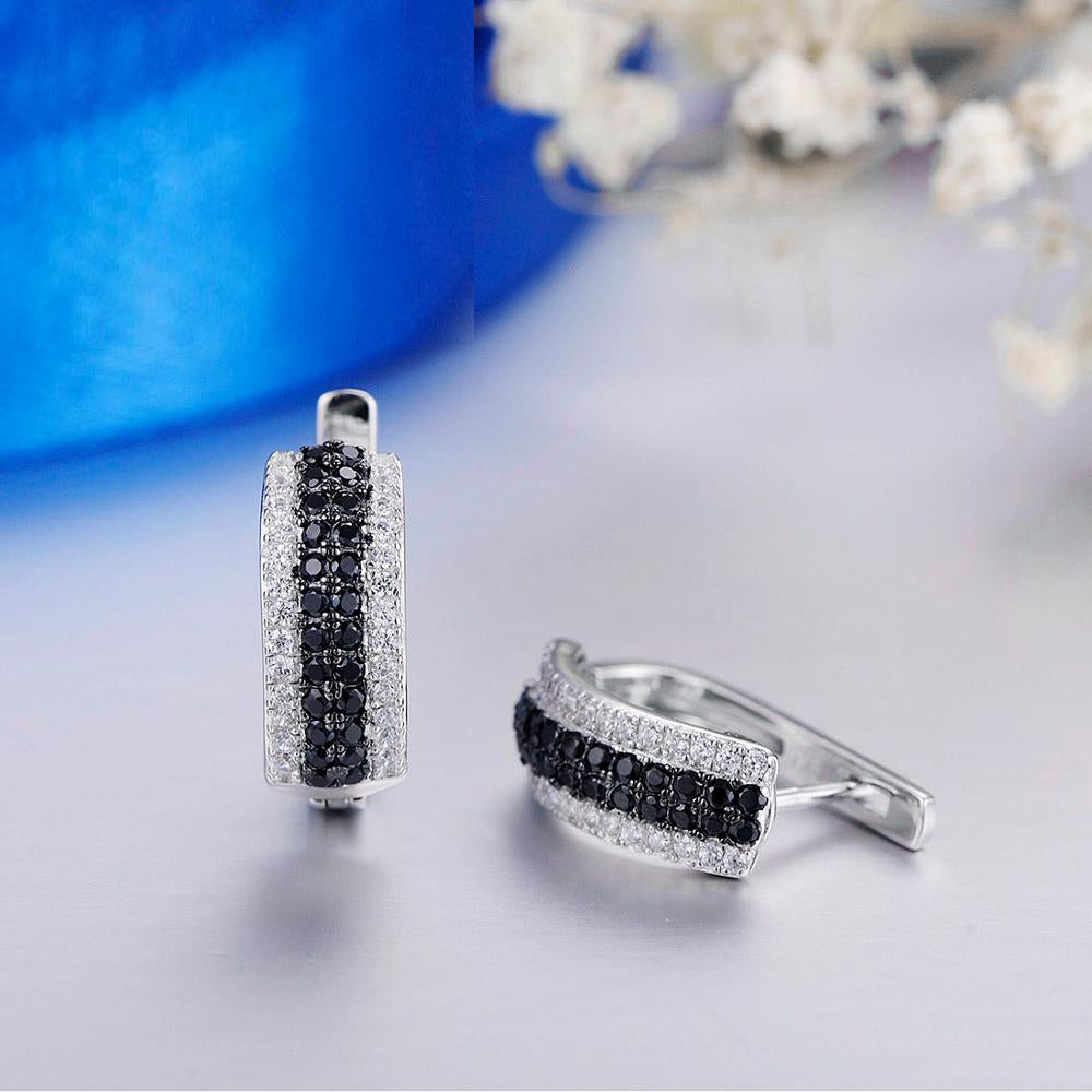 Round Black Stones 925 Sterling Silver Stud Earring