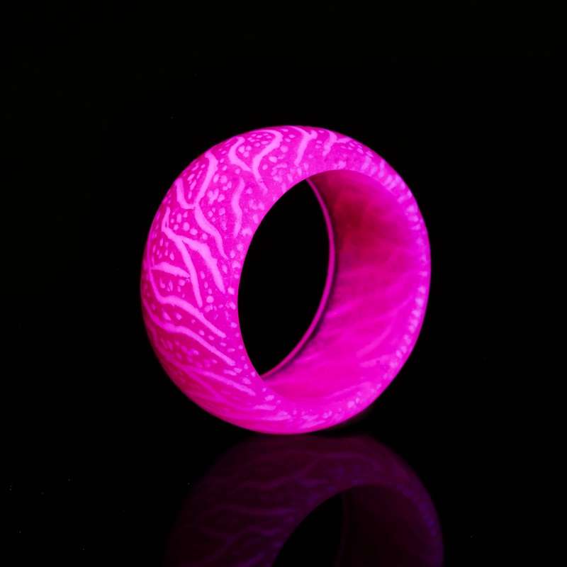 Fashion Colorful Luminous Resin Fluorescent Glowing  Ring