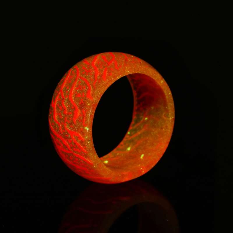 Fashion Colorful Luminous Resin Fluorescent Glowing  Ring
