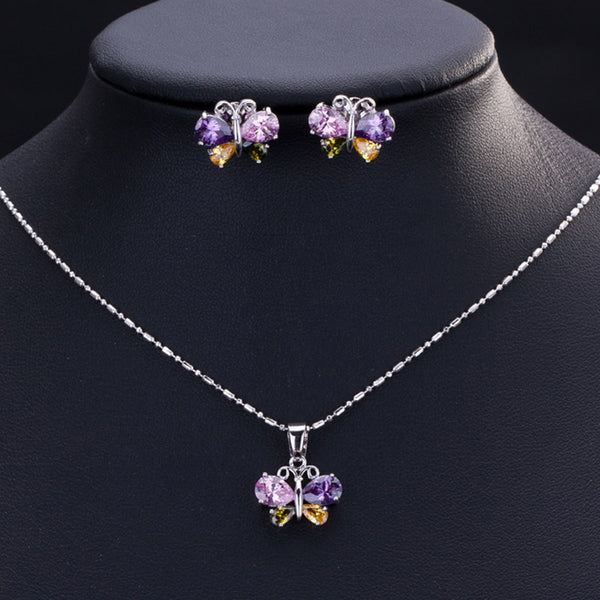 Conjunto de joyas de plata con circonita cúbica y mariposa blanca