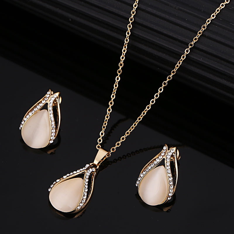 Cubic Zirconia Water Drop Necklace Pendant Earrings Set