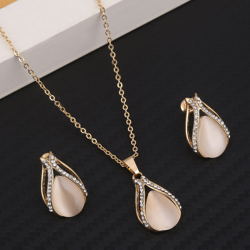 Gold Color Austrian Crystal Classic Hollow Round  Jewelry Set