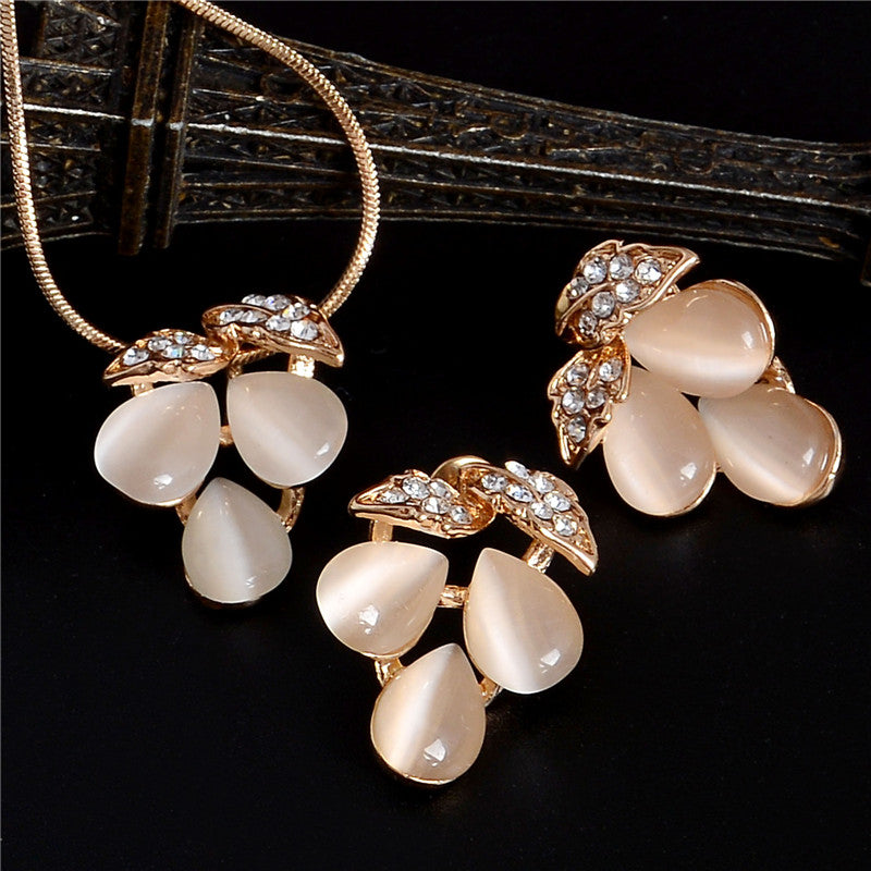 Gold Color Austrian Crystal Classic Hollow Round  Jewelry Set