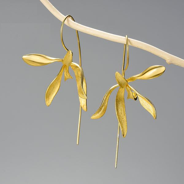 Elegantes y lujosos pendientes colgantes con orquídea grande para mujer