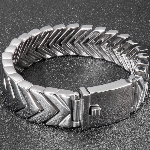 Pulsera estilo punk con hueso de serpiente para hombre, de acero inoxidable pulido de alta calidad.