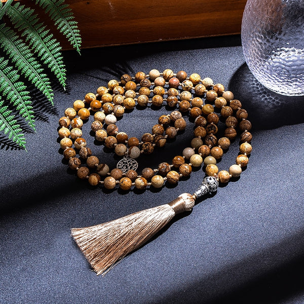 Collar anudado con 108 cuentas Japa Mala