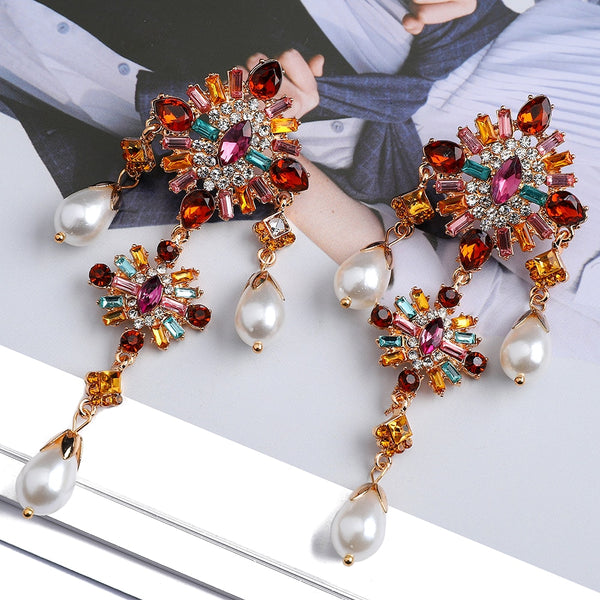 Pendientes largos colgantes geométricos de metal con cristales de colores