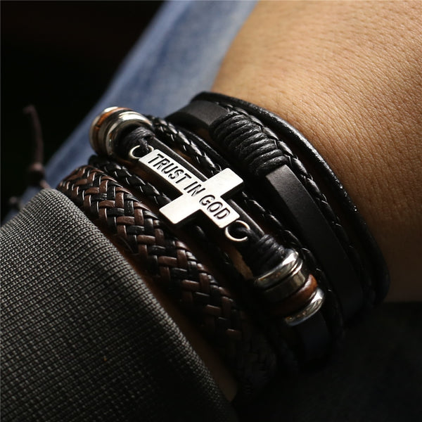 Juego de 3 pulseras de cuero para hombre y mujer, con cuentas de madera, plumas y cruz de CONFIANZA EN DIOS.