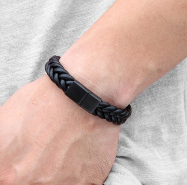 Pulsera trenzada de cuero con dije vintage para hombre, pulseras punk con hebilla magnética de acero inoxidable