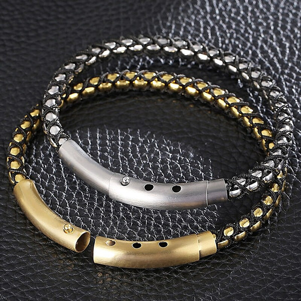 Pulsera trenzada hecha a mano para hombre, de acero inoxidable chapado en oro, con dijes.