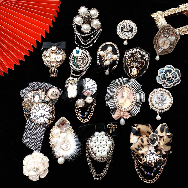 Famous Luxury Brand Designer Flower Bow Tassel Brooch