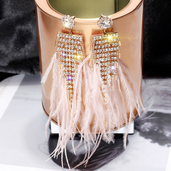 Pendientes de lujo con cristales brillantes y borlas largas con plumas rosas y diamantes de imitación para mujer