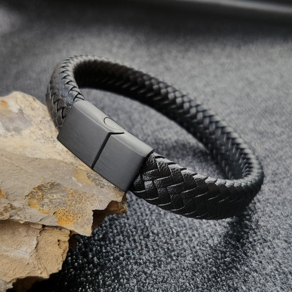 Pulseras Punk Charm para hombre en negro y marrón