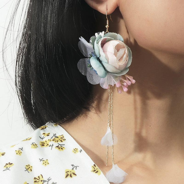 Pendientes largos sencillos de tela con flores de estilo coreano para mujer, aretes colgantes llamativos de verano