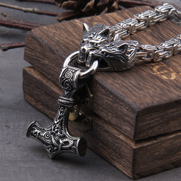 Collar de acero inoxidable con cabeza de lobo y cadena cuadrada