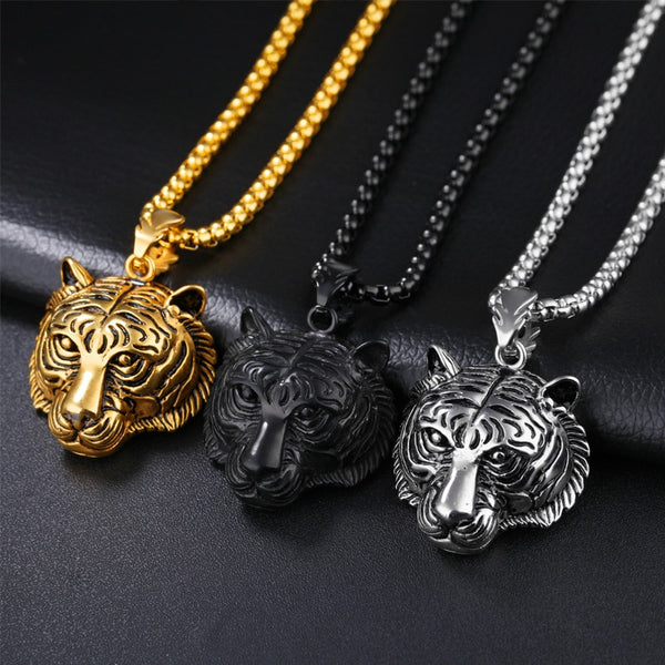 Collar con colgante de tigre de acero inoxidable en color dorado, negro y plateado para hombre estilo punk.
