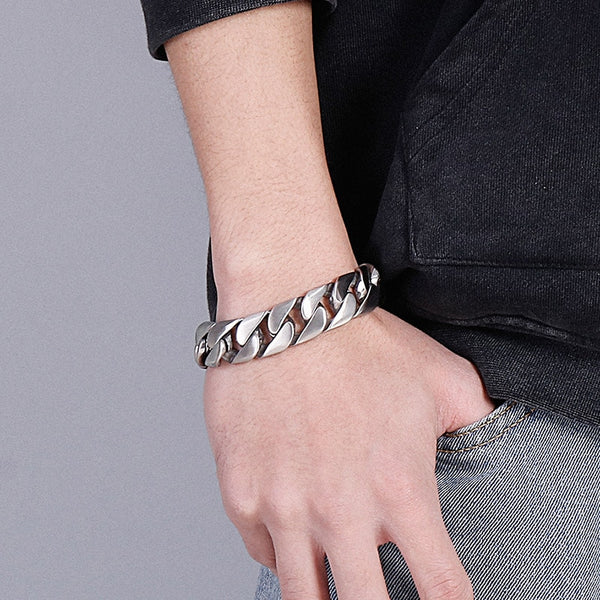 Pulsera de eslabones de acero inoxidable pulido Matter de 17 mm de ancho para hombre