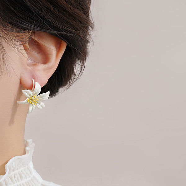 Pendientes de flor AB blanca y amarilla para mujer