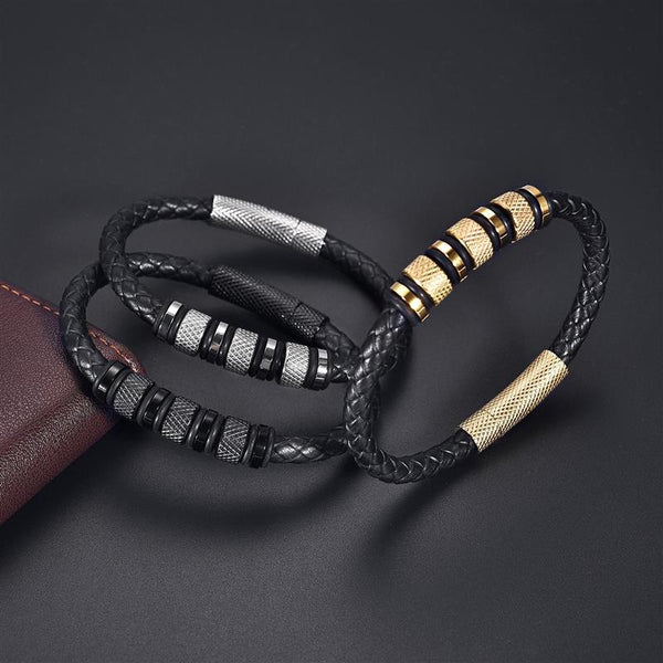 Pulsera masculina de nuevo estilo con cuentas de acero inoxidable y cuero trenzado estilo punk.