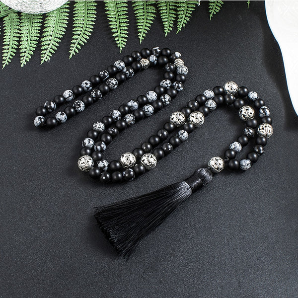 Collar de japamala con cuentas de obsidiana copo de nieve y ágata negra esmerilada de 8 mm