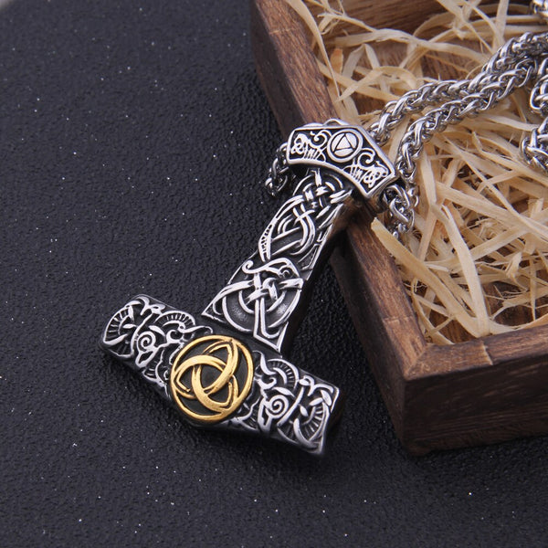 Collar con martillo de Thor en color dorado Never Fade Mix