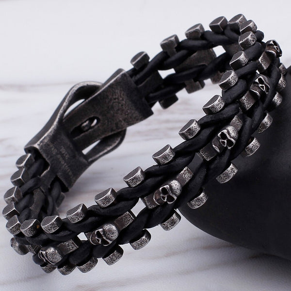 Pulsera de cuero con calavera gótica para hombre