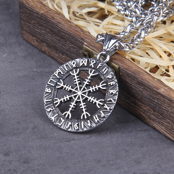 Collar con brújula y talismán vikingo Futhark antiguo