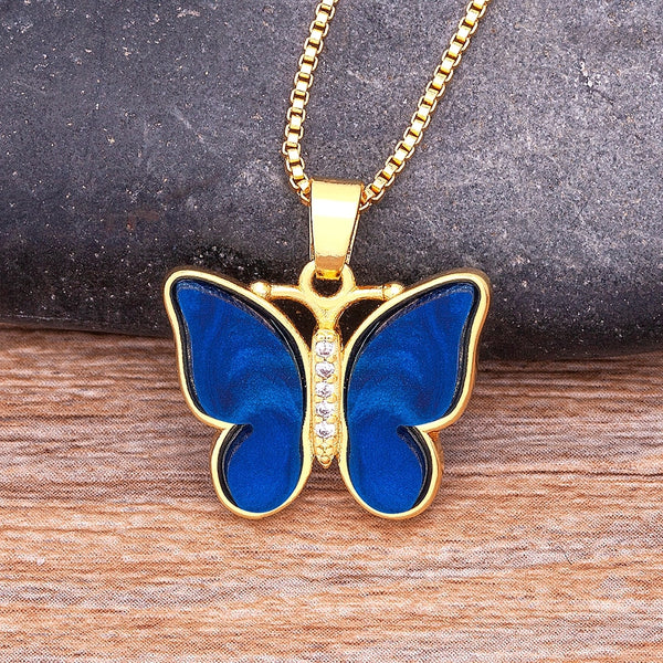 Collar delicado con forma de mariposa de la suerte, 9 colores a elegir, colgante de cobre y cristal de circón.