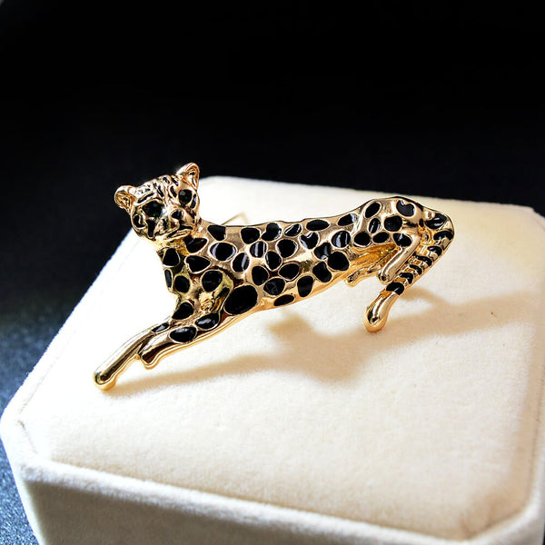 Enamel Leopard Brooch Women And Men Pin Unisex Jewelry Fashion Winter Accessories