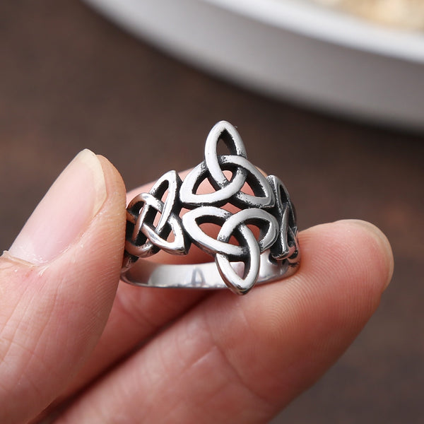 Anillo Triquetra Celtics Nudo Acero Color Anillo Vikingo Nórdico de acero inoxidable