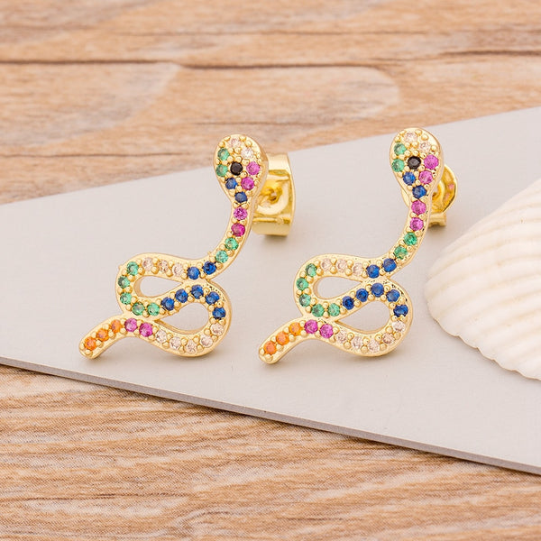 Pendientes colgantes de serpiente creativos de color dorado con circonitas de cobre de alta calidad