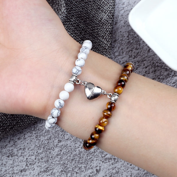 Juego de 2 pulseras magnéticas de moda para parejas con cuentas de piedra natural.