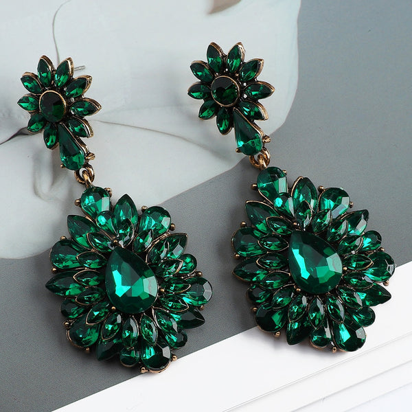 Pendientes largos colgantes con flores de estilo étnico encantador